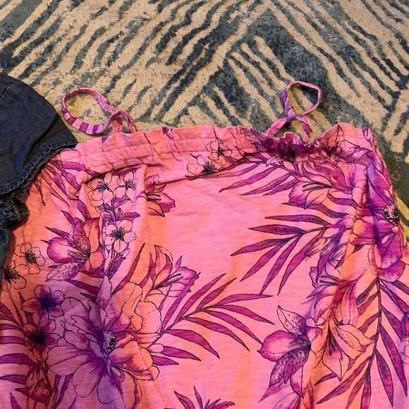 Girls Lot of 2 rompers old navy & Gap Sz XL - Picture 2 of 4